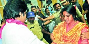 జనసేన అధినేత పవన్‌ కల్యాణ్‌కు బుధవారం తెలంగాణ రాష్ట్రంలో చేదు అనుభవం
