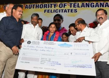 Aruna-Reddy-gymnastics feliciation