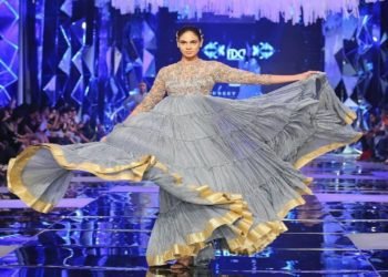 Indian Fashion Show Summer 2018 Suneet Varma