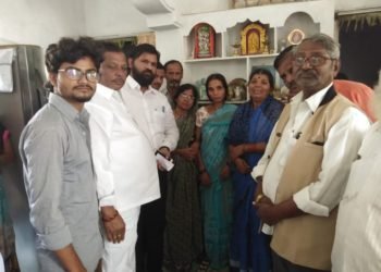 శ్రీచైతన్య బస్ డ్రైవర్ నిర్లక్ష్యం వైఖరికి -బలిగొన్న బిసి జాతి బిడ్డ రేగుల రమ్య ప్రాణాలు