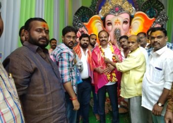 అన్నదాన కార్యక్రమంలో పాల్గొన్న చేవెళ్ల ఎంపీ రంజిత్ రెడ్డి -యువతకు సందేశం