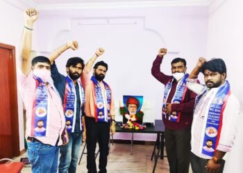 బడుగు బలహీన వర్గాల ఆషా జ్యోతి మహాత్మా జ్యోతి రావు ఫూలే కి ఘన నివాళి అర్పించిన కుమార స్వామి
