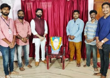 బాబాసాహెబ్ డాక్టర్ బి ఆర్ అంబేద్కర్ కి “బిసి దల్” అధ్యక్షుడు దుండ్ర కుమారస్వామి ఘన నివాళి