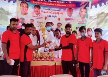 ఎంపిఎల్ సీజన్ 2 క్రికెట్ టోర్నమెంట్ బహుమతుల ప్రదానోత్సవం