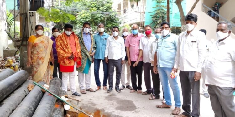 24 లక్షల వ్యయం తో కూడిన నూతన పైపులైను పనులుప్రారంభం…..మొహమ్మద్ గౌసుద్దీన్