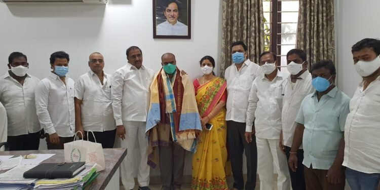 ఘనంగా అల్లం మహేష్ జన్మదిన వేడుకలు