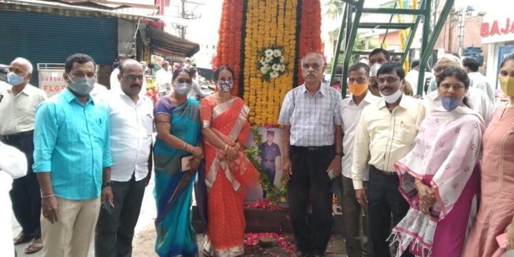 రాపోలు వీర రాజా రెడ్డి కి ఘననివాళి