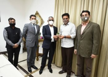 ఇండియన్ స్కూల్ ఆఫ్ బిజినెస్ నూతన డీన్ గా “మదన్ పిల్లుట్ల”