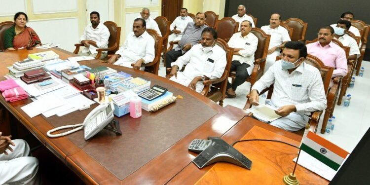 పదవీ విరమణ వయస్సు 61 ఏండ్ల పెంపుకు తేదీ ఖరారు..