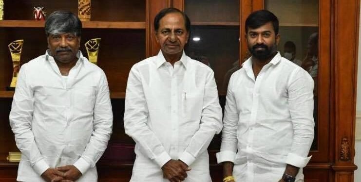 బోనాల వేడుకలకు కెసిఆర్ ని ఆహ్వానించిన ఎమ్మెల్యే పద్మరావ్ గౌడ్