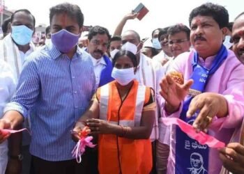 బాలాన‌గ‌ర్ ఫ్లై ఓవ‌ర్ రిబ్బ‌న్ క‌ట్టింగ్ చేసిందేవ‌రో తెలుసా?