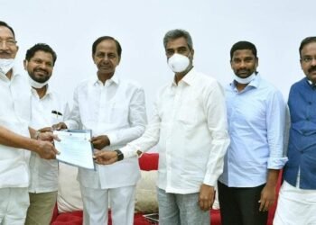 సింగరేణి కార్మికుల పదవీ విరమణ వయస్సును 61 ఏండ్లకు పెంచాలని వినతి పత్రం..