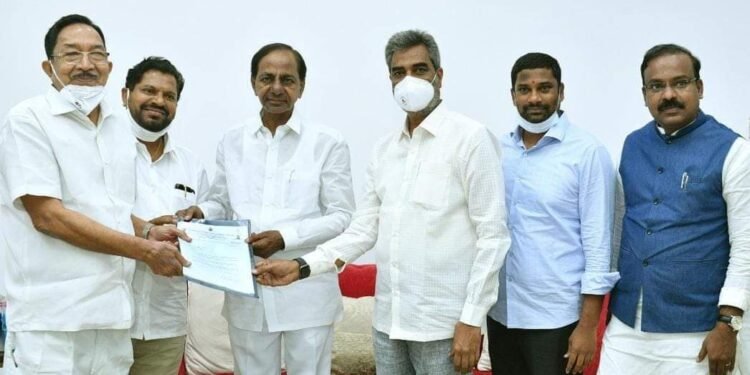 సింగరేణి కార్మికుల పదవీ విరమణ వయస్సును 61 ఏండ్లకు పెంచాలని వినతి పత్రం..