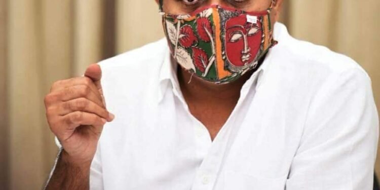 నా పుట్టినరోజుకి ఎవరు హైదరాబాద్ కు రావద్దు- కేటీఆర్