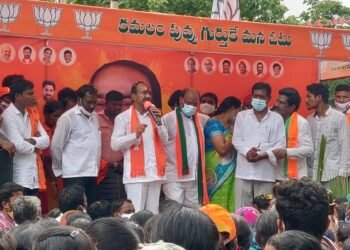 కేసీఆర్..నాది తప్పయితే ముక్కు నేల రాస్తా.. నువ్వు రాస్తావా?
