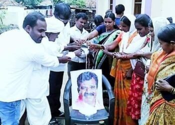 ఆందోల్ ఎమ్మెల్యే చంటి క్రాంతి కిరణ్ కి పాలాభిషేకం