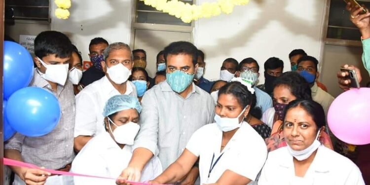సిరిసిల్లలో 2 కోట్లతో సిటీ స్కానింగ్ కేంద్రాన్ని ప్రారంభించిన కేటీఆర్