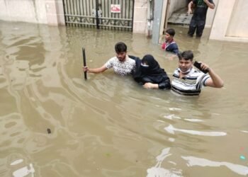 మూసి నీళ్లు ఇళ్లల్లోకి వచ్చే ప్రమాదం ఉంది జాగ్రత్త..