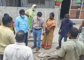 అండర్ గ్రౌండ్ డ్రైనేజీ సమస్య కు తక్షణమే స్పందించిన రామంతాపూర్ కార్పొరేటర్
