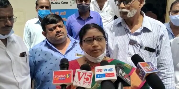 మొక్కల సంరక్షణ ప్రతి ఒక్కరు తమ బాధ్యతగా తీసుకోవాలి