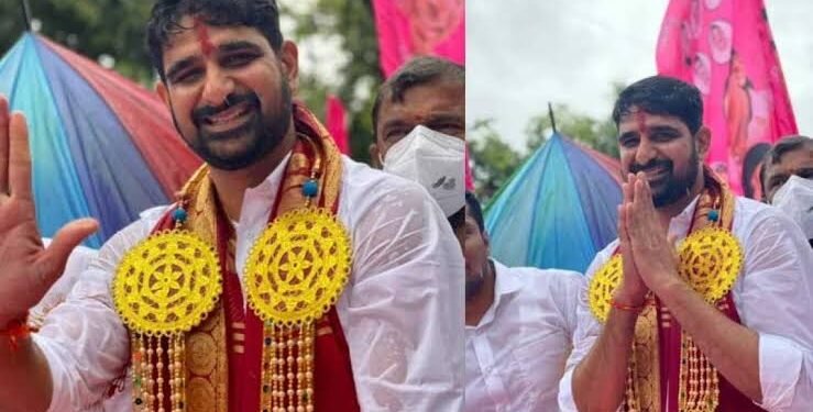 పాడి కౌశిక్ రెడ్డికి GHMC భారీ ఫైన్..