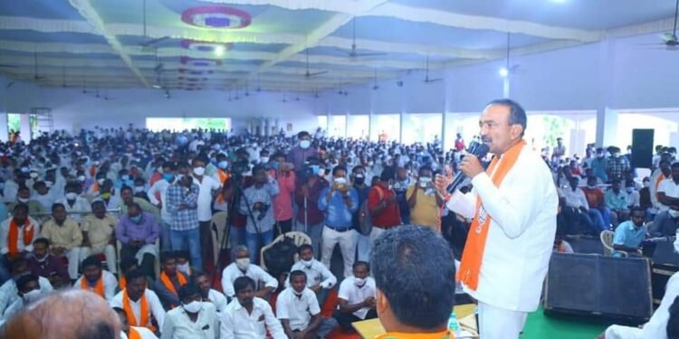 హుజురాబాద్ లో కుల సమ్మేళన సమావేశం
