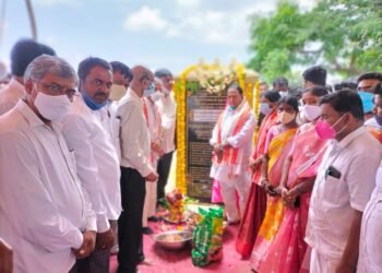 1200 కోట్ల తో యాదాద్రి ఆలయ నిర్మాణం