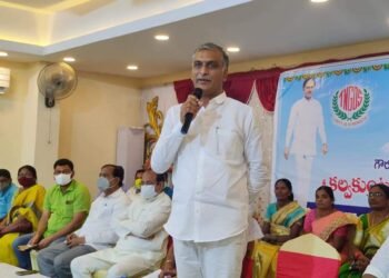 అంగ‌న్‌వాడీలకు ప్ర‌భుత్వం అండ‌గా ఉంటుంది-హరీష్ రావు