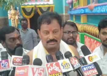ఉప్పల్ బీరపగడ్డలో ధ్వజస్తంభ ప్రతిష్టాపన