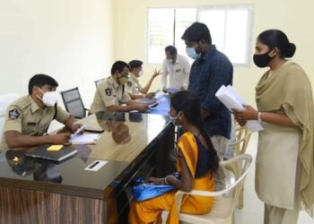 నూతనంగా ఏర్పాటు చేసిన స్పందన కార్యక్రమానికి అపూర్వ స్పందన