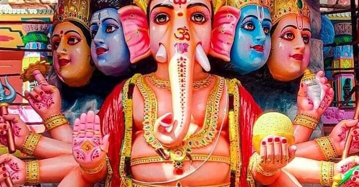 ఖైరతాబాద్ మహాగణపతి దర్శనానికి భారీ లైన్