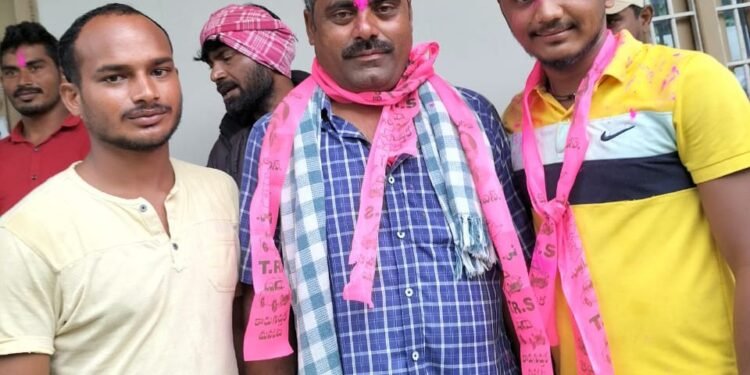 టీఆర్ఎస్ పార్టీ యువజన యూత్ ప్రెసిడెంట్ గా వాంకుడోత్ తరుణ్ నాయక్