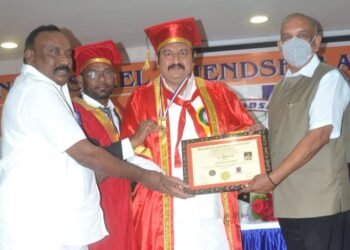 షేక్ రహ్మాతుల్లా సేవకు గౌరవ డాక్టరేట్ ప్రధానం