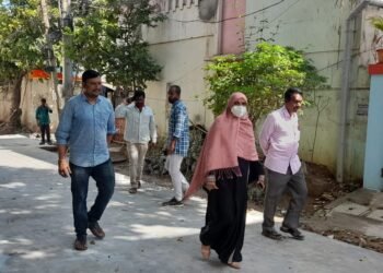 వివేకానంద నగర్ లోని సీసీ రోడ్ నిర్మాణపనులు పర్యవేక్షణ…సబిహా గౌసుద్దీన్
