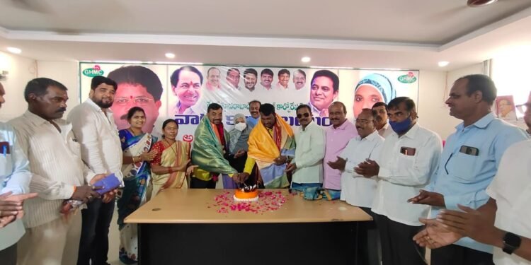 యోగిరాజ్ జన్మదిన వేడుకలు సబిహా గౌసుద్దీన్