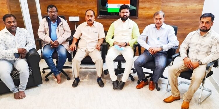 బి‌సి ల సమస్యలపై బి‌సి నాయకుల సమావేశం. పార్లమెంటులో బిల్లు పెట్టాలి