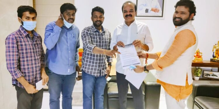 kumara swamy with chevella MP for BCs issues