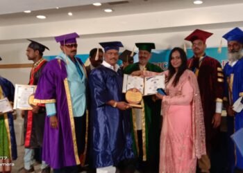 మండువ మధుసూదన్ శర్మ కు గౌరవ డాక్టరేట్ ప్రదానం