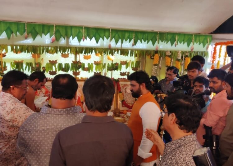 Dundra Kumaraswamy at movie puja