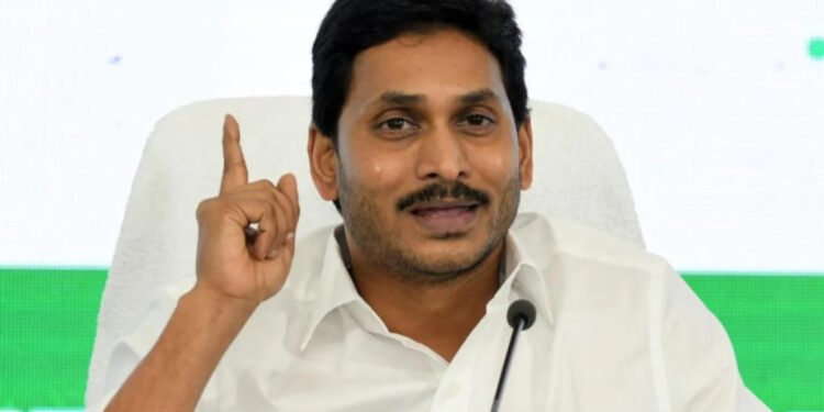 సీఎంనుండి నుండి కాకాణి, అనిల్‌ల కుమార్ యాదవ్‌లకు పిలుపు