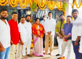 అమ్మవారిని కోరింది.. ప్రధాని నరేంద్ర మోదీ మనసు మారాలనే: జాతీయ బీసీ దళ్ అధ్యక్షులు దుండ్ర కుమారస్వామి