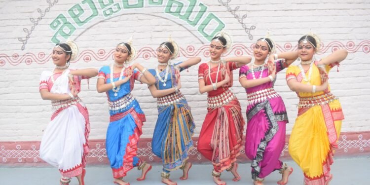 శిల్పారామం మాదాపూర్ లో “అల్ ఇండియా సారీ మేళ