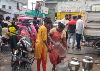 రాజీవ్ గృహకల్పలో తీరని నీటి సమస్య