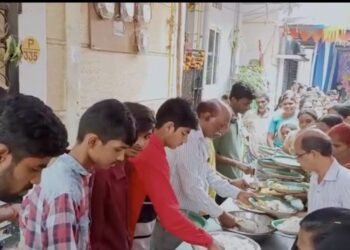 జై గణేష్ యూత్ అసోసియేషన్ ఆధ్వర్యంలో అన్నదాన కార్యక్రమం