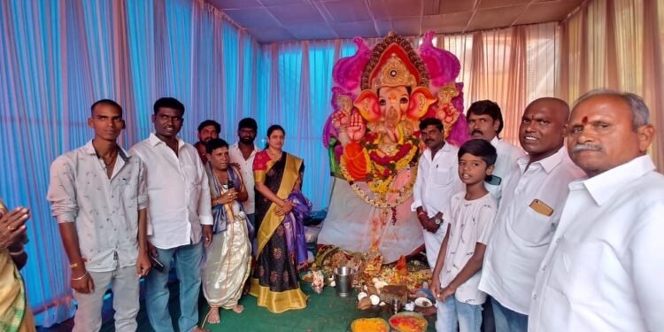 గణనాధుడి ఆశీస్సులతో ప్రజలు సుఖశాంతులతో వర్ధిల్లాలి మాజీ కార్పొరేటర్..బొబ్బ నవత రెడ్డి