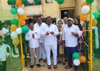 జిహెచ్ఎంసి ఆధ్వర్యంలో నూతనంగా ఏర్పాటుచేసిన వాకింగ్ ట్రాక్ ను ముఖ్య అతిథులుగా పాల్గొని ప్రారంభించిన కార్పొరేటర్ శ్రీ రాగం నాగేందర్