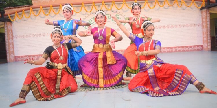శిల్పారామం లో దేవి స్మరణ కూచిపూడి