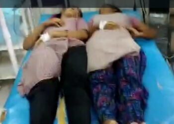 ఇంకెన్ని ప్రభుత్వ హాస్టళ్లలో ఫుడ్ పాయిజన్ ఘటనలు జరిగితే : అధికారులు మేల్కొంటారు కుమారస్వామి