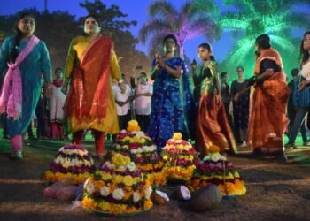 శిల్పారామం లో బతుకమ్మ ఉత్సవాలు