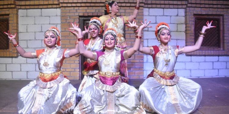 శిల్పారామం లో స్టేట్ హ్యాండ్లూమ్ ఎక్స్పో…